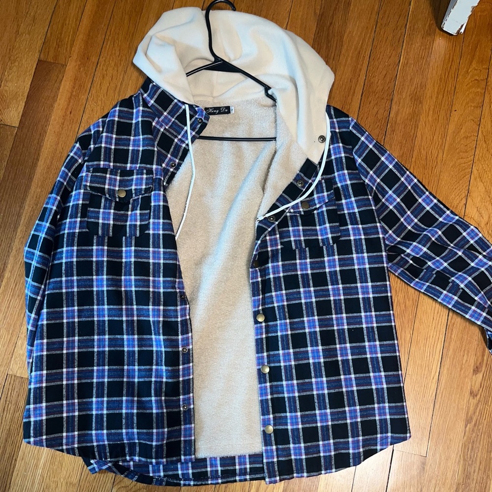 Men’s Large Something borrowed button up fuzzy flannel with hood